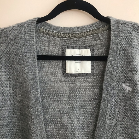 Abercrombie Cardigan - Picture 2 of 3